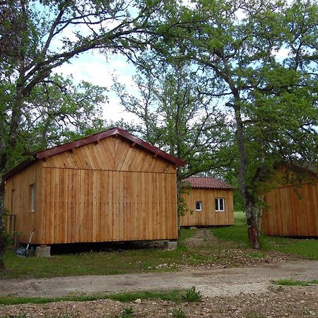 Camping Les Paillotes Payrac Esterno foto