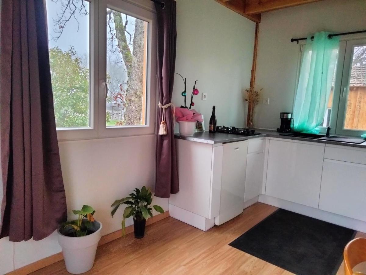 Camping Les Paillotes Payrac Esterno foto