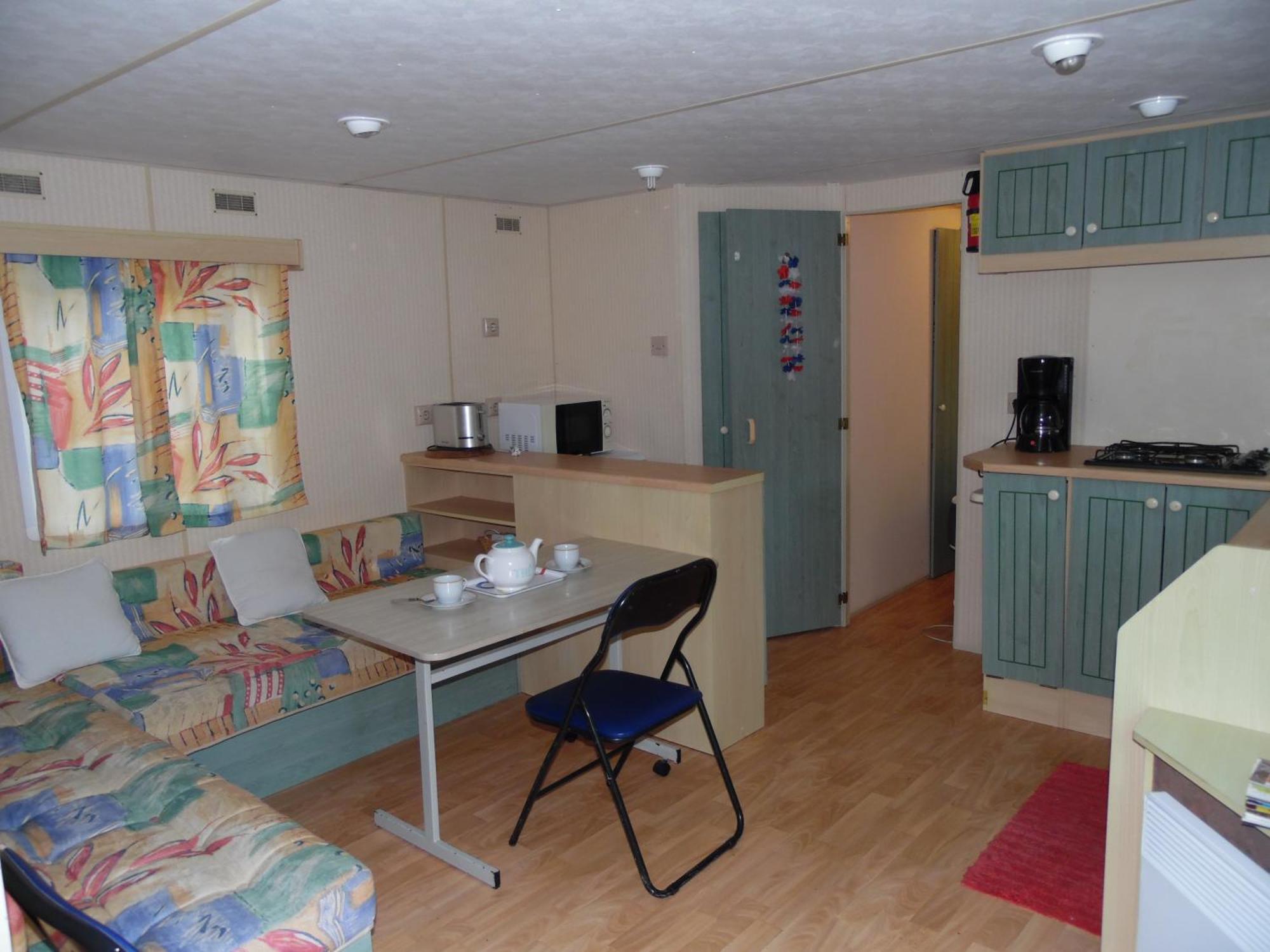 Camping Les Paillotes Payrac Esterno foto