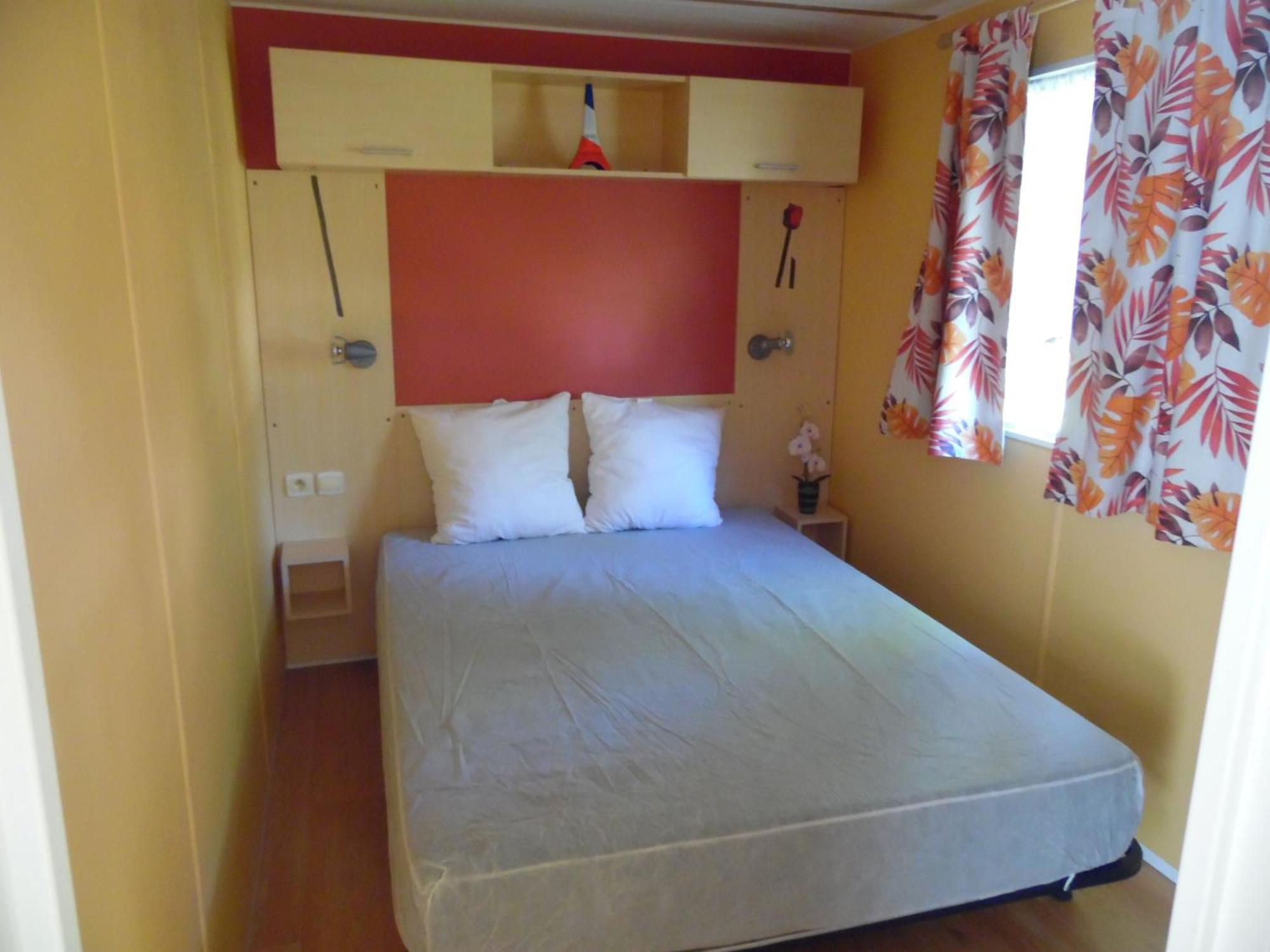 Camping Les Paillotes Payrac Esterno foto
