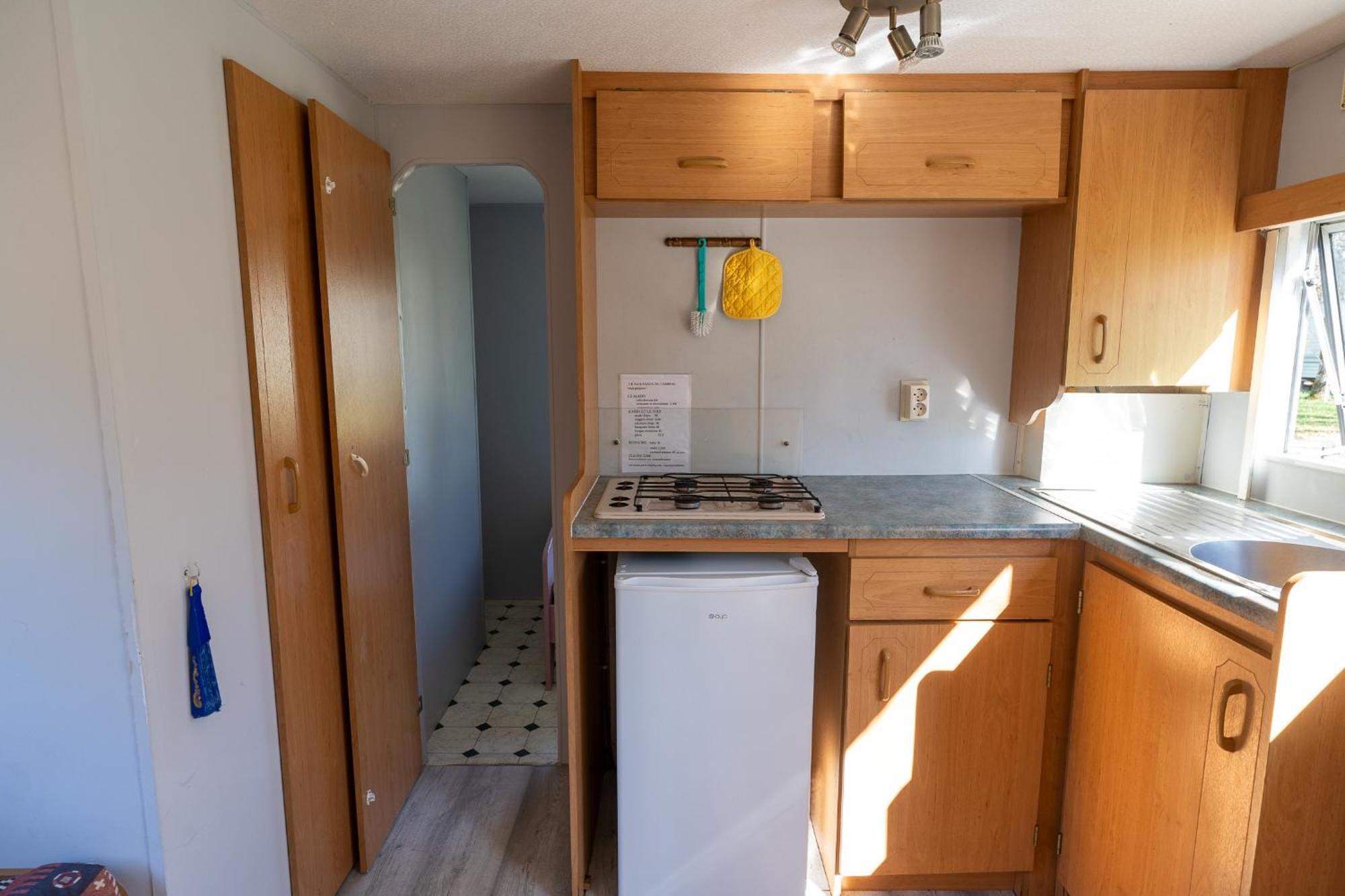 Camping Les Paillotes Payrac Esterno foto